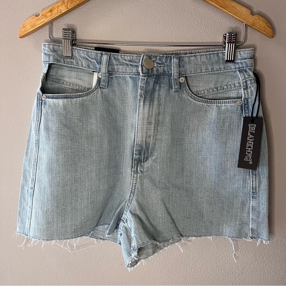 BLANKNYC Women's The Reeve Color Stay Put Denim Shorts Blue Size 27 - Picture 1 of 10